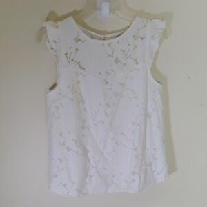 Monteau Los Angeles Girls Elegant White Lace Sleeveless Top SizeM